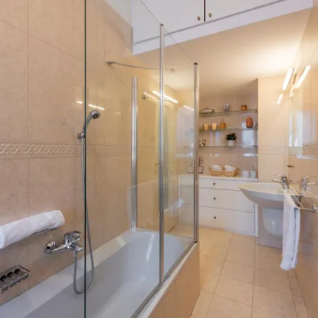 Apartment Otto Novembre, 3 Ampio Ed Elegante Con Vista Milan
